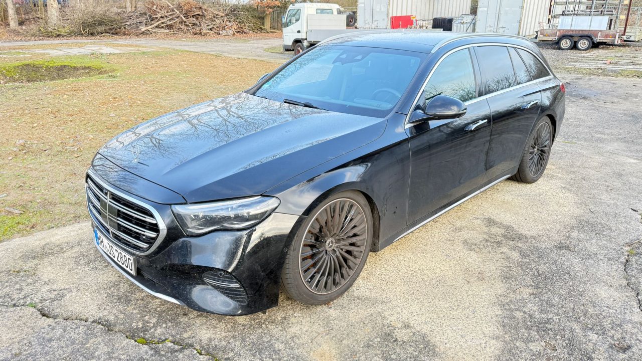 WhatsApp Image 2025-12-14 at 12.33.32 (2)